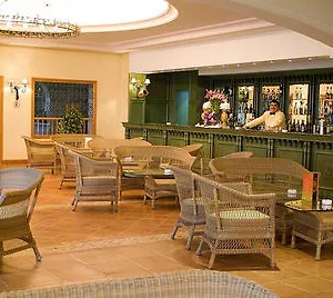 Medina Belisaire & Thalasso Yasmine