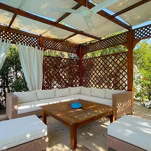 Vila Jannet: Oasis Pour 16 En Bord De *