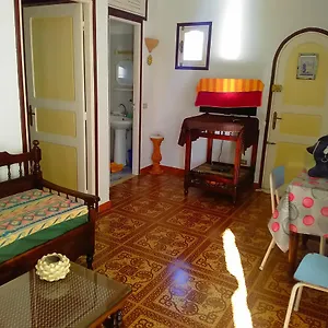 Parents House * 哈馬馬特